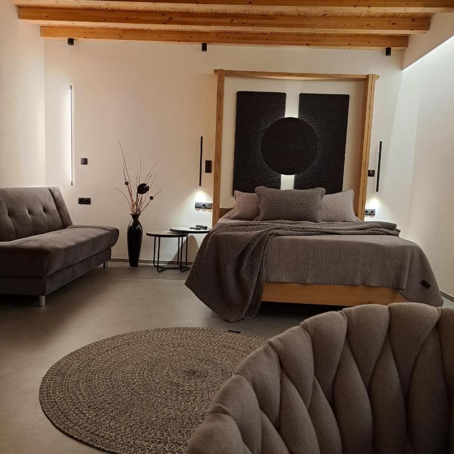 Nisaki Hotel & Elite Suites Ermoupoli Bagian luar foto