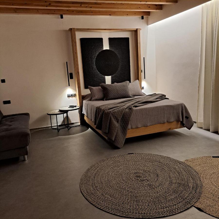 Nisaki Hotel & Elite Suites Ermoupoli Bagian luar foto