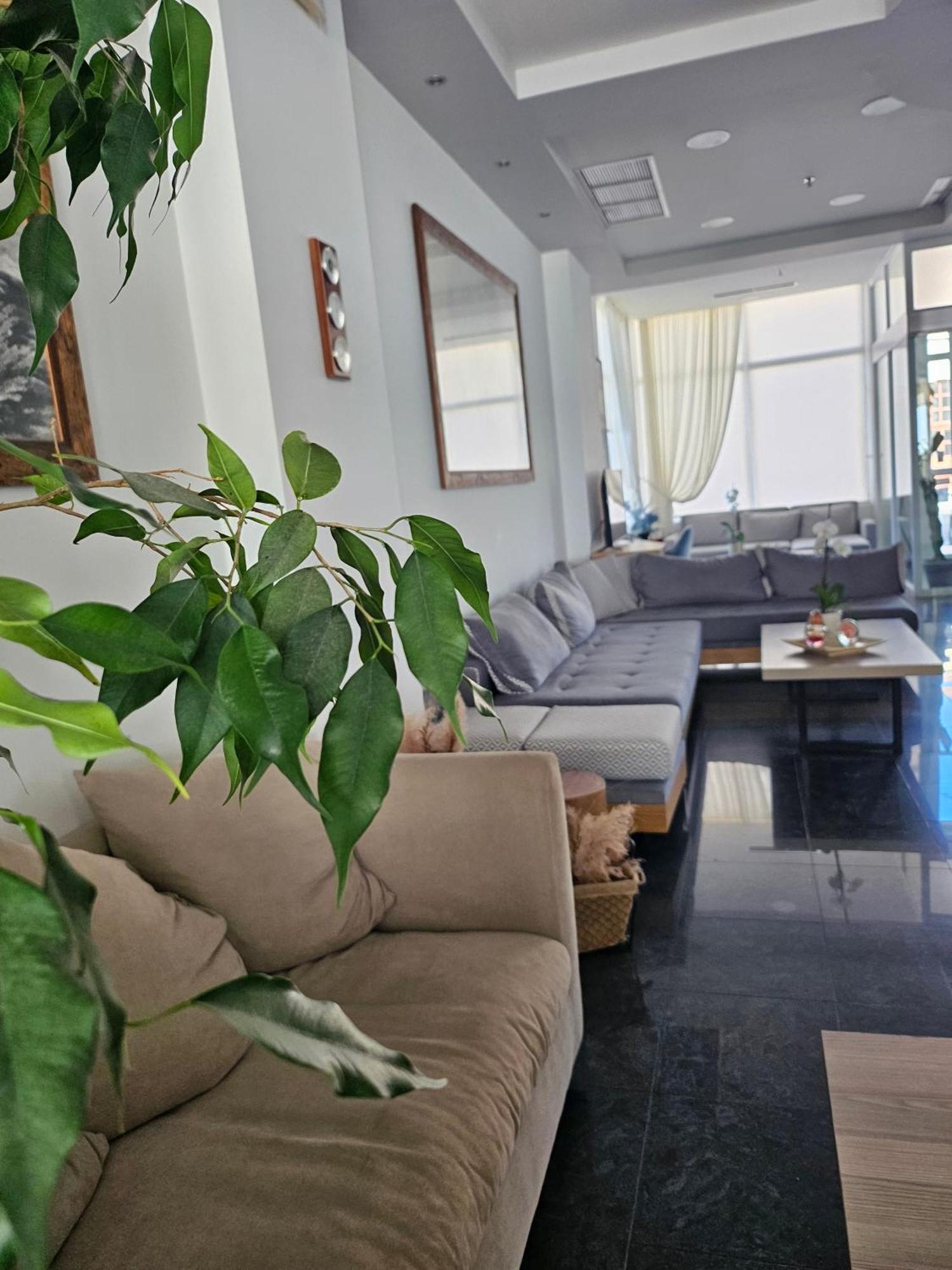 Nisaki Hotel & Elite Suites Ermoupoli Bagian luar foto