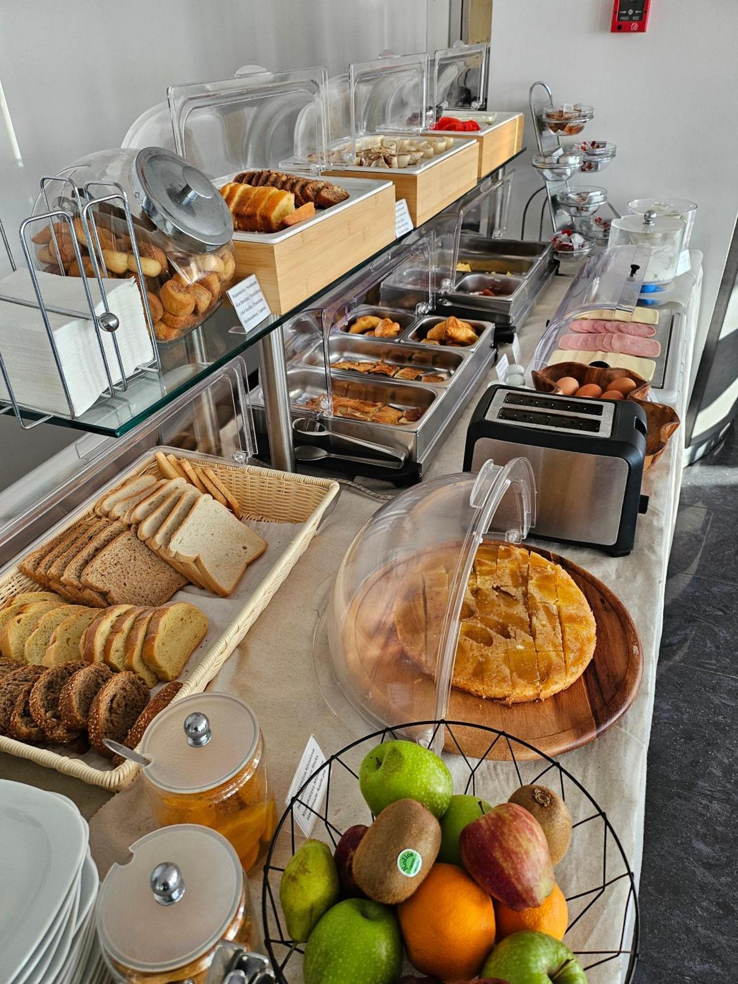 Nisaki Hotel & Elite Suites Ermoupoli Bagian luar foto