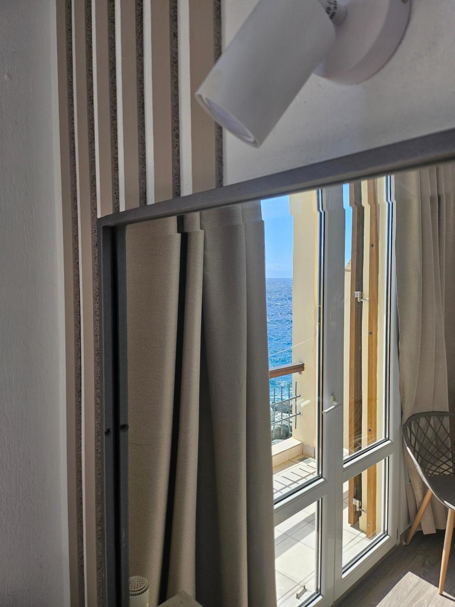 Nisaki Hotel & Elite Suites Ermoupoli Bagian luar foto